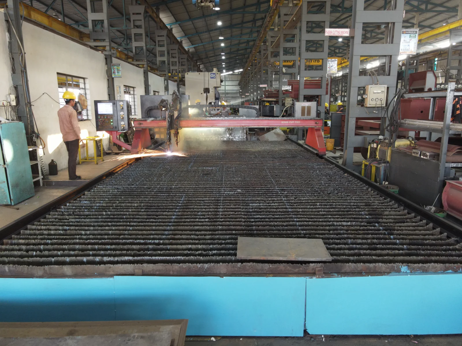 Plasma cutting equipment in Ferro Oiltek’s manufacturing gallery